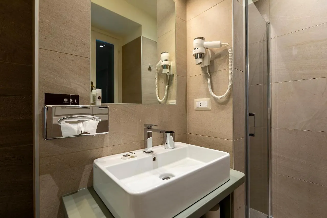 Hotel Villa Cipressi, By R Collection Hotels 바레나