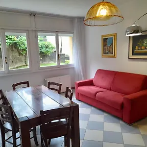 Casa Valerio Varenna