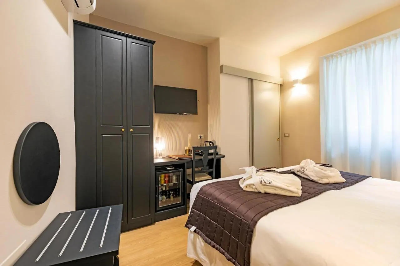 Hotel Villa Cipressi, By R Collection Hotels Varenna Italy
