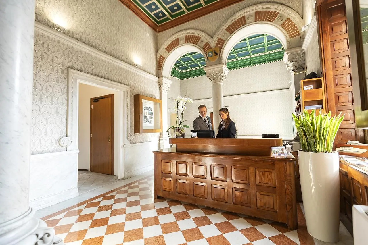 Hotel Villa Cipressi, By R Collection Hotels Varenna 4*,
